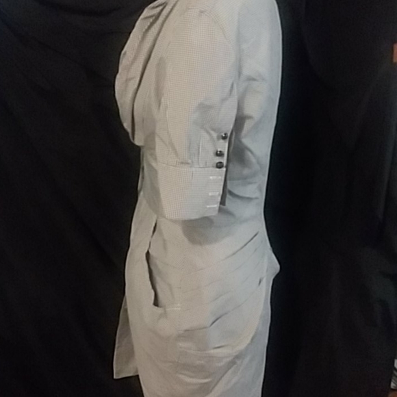 Dress - Picture 4 of 7